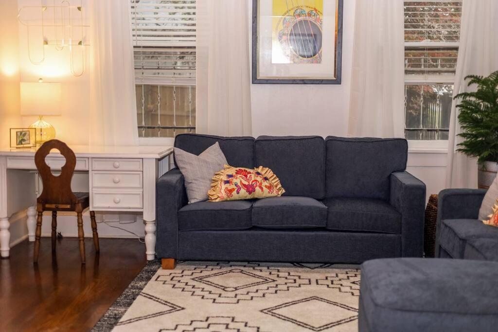 Holiday home J Birds' In The Heart Of Midtown *